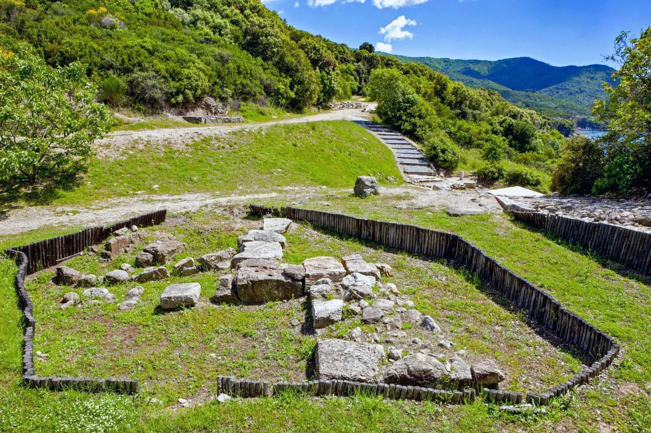 Best attractions and archeological places to visit in Halkidiki